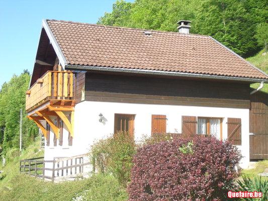 Chalet de la cascade gite de france le ménil hautes vosges