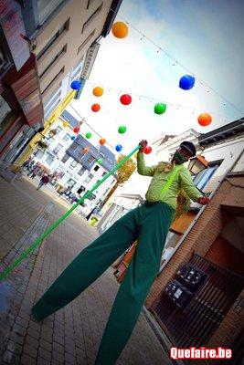 Artistes de rue,spectacles pour enfants,mime, statue vivante