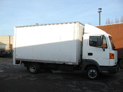 0468/36.35.33.Camion ,camionn,lift, avec...
