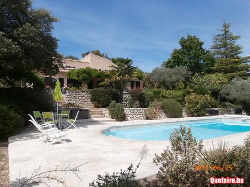 Provence villa 10 p, piscine privée, vue sur...