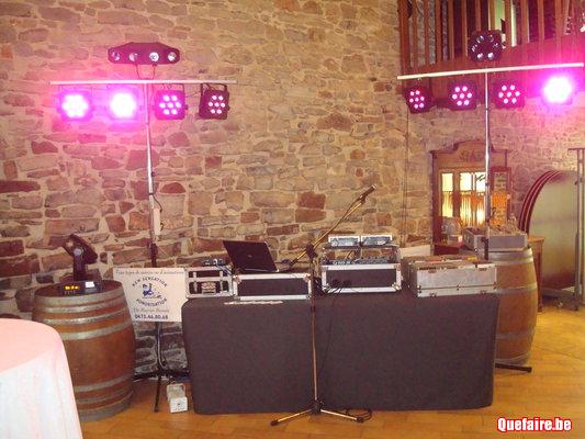 DJ mobile avec expérience et matériels pro.