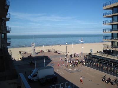 Appt à louer vue lat. sur mer, poss. garage, 7...