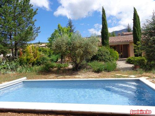 A louer gîte très spacieux avec piscine sur...