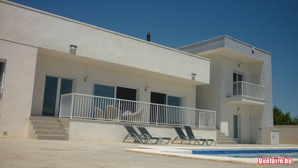 Villa et appartement pouvant accueillir 10...