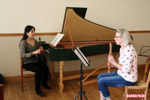 Cours de flûte à bec avec un professeur...