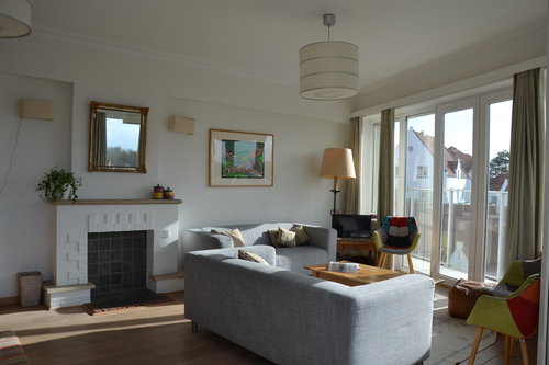 Ruim, zonnig hoekappartement 5 kamers 100m strand...