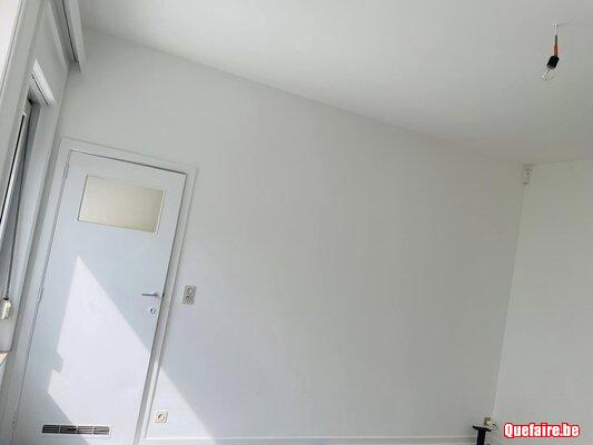 Cloison-peinture-vernis-Enduisage