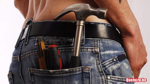 Homme à tous faire, très habilles de ses mains