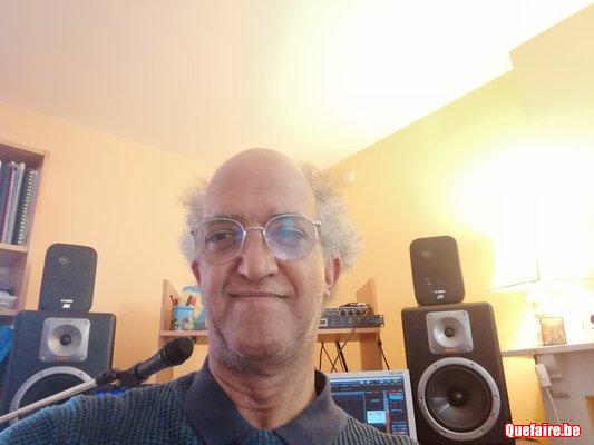 Cours de piano tous styles et informatique...