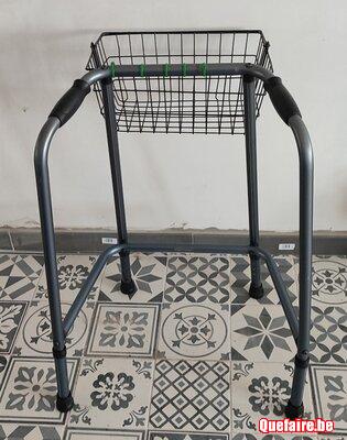 Déambulateur tribune