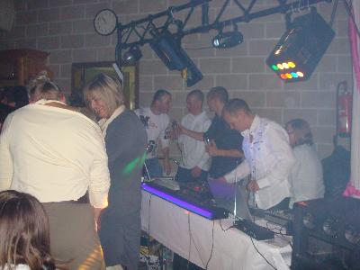 DJ MAT anime vos soirées de tous genres.sono de...