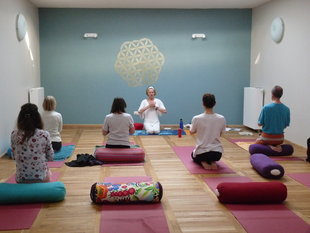 Stages,cours Découvrez yoga pour voir clair salle