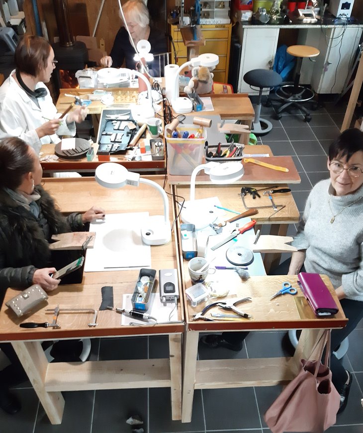 Stages,cours Initiation la bijouterie - dinanderie