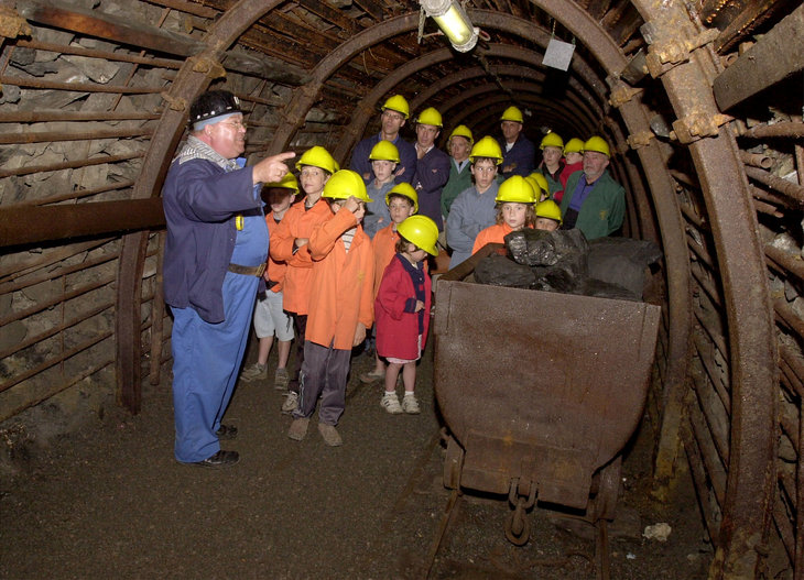 Loisirs Visitez authentique mine charbon et jours fris)
