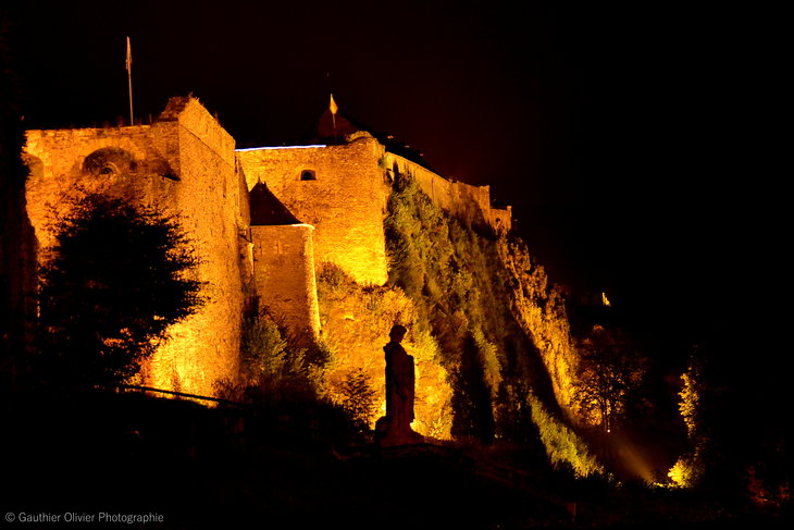 Soires Visites nocturnes flambeaux chteau fort Bouillon