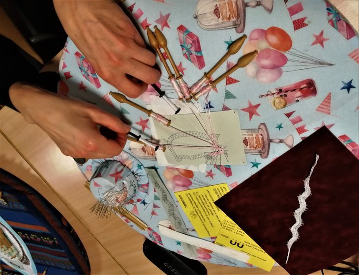 Stages,cours Ateliers Dentelle fuseaux - Piquées Dentelle