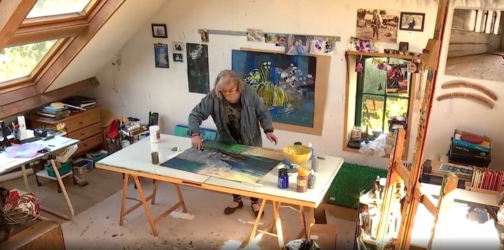 Loisirs Balades Filip : Rencontre avec Nadine Fiévet dans atelier Colfontaine