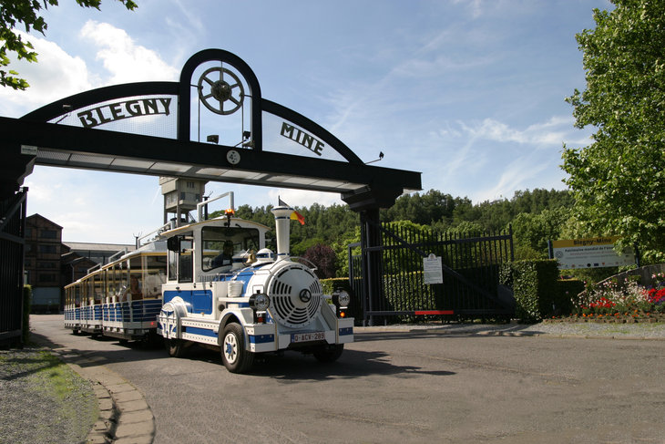 Loisirs Balade train touristique la découverte vergers Pays Herve (mer.)