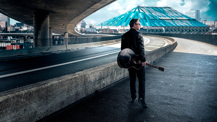 Spectacles Guus Meeuwis