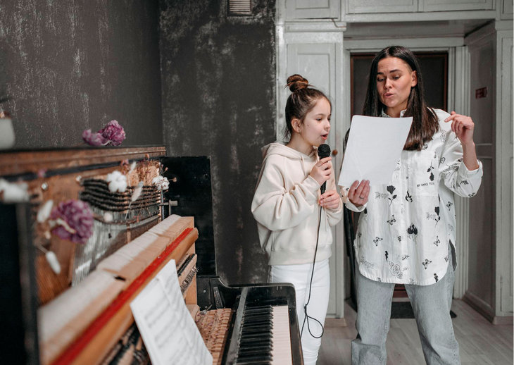 Stages,cours Ateliers 4 mains - Chante avec moi