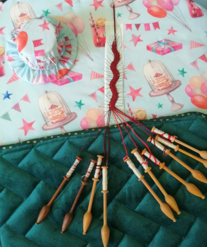 Stages,cours Ateliers dentelle fuseaux - Piquées Dentelle