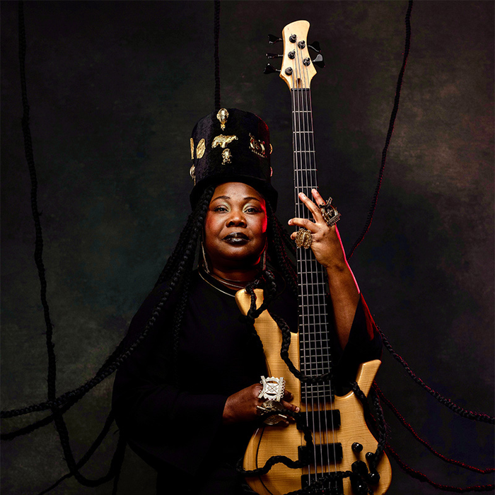 Spectacles Manou Gallo