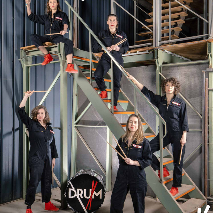 Spectacles Lay this Drum Glass