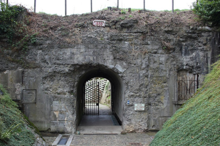 Loisirs Promenade dans sur traces défenseurs fort Loncin