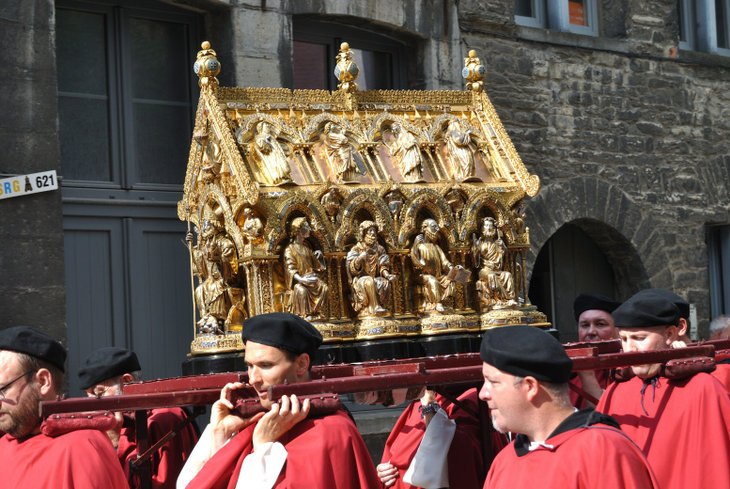 Loisirs Grande Procession