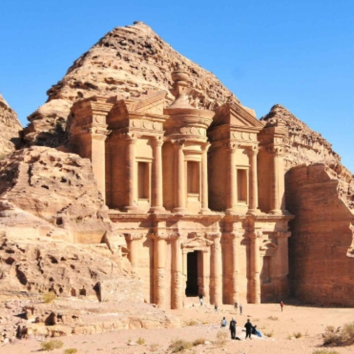 Spectacles Conférence l Antenne interuniversitaire Jette : Pétra - Sébastien Polet, historie