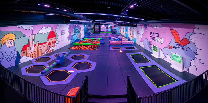 Loisirs Skymax Parc indoor familial (Trampoline, Arcade, Anniversaires)
