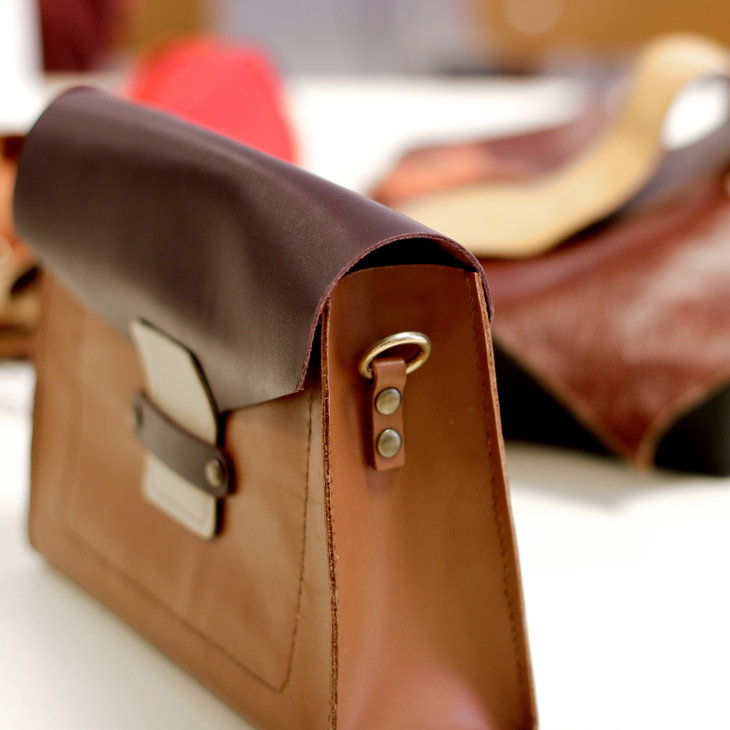 Stages,cours Cours travail cuir