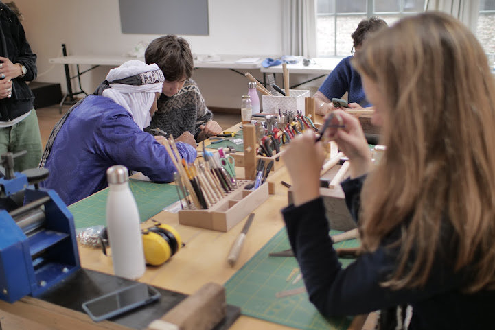 Stages,cours Création d’un bijou touareg argent