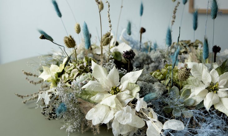 Stages,cours Atelier d art floral le thème  l Avent 
