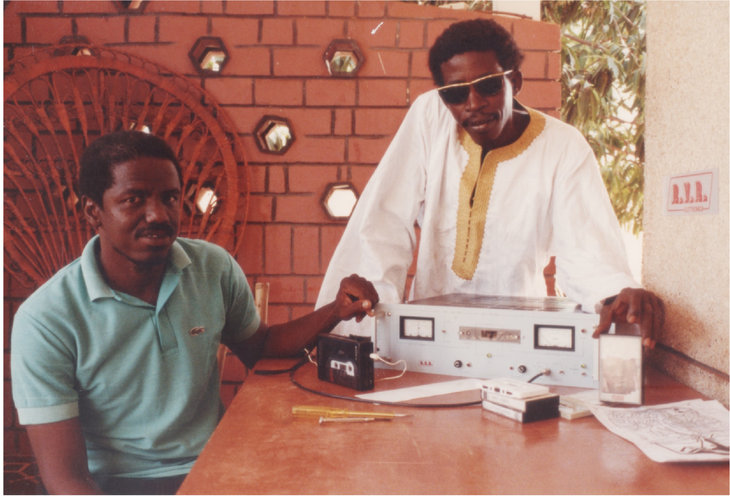 Spectacles Radio solaire - Radiodiffusion rurale