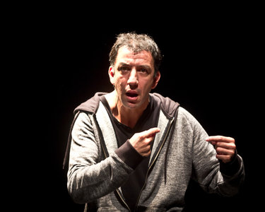 Spectacles COMPLET - jour ma mère a rencontré John Wayne Rachid Bouali, La langue pendu