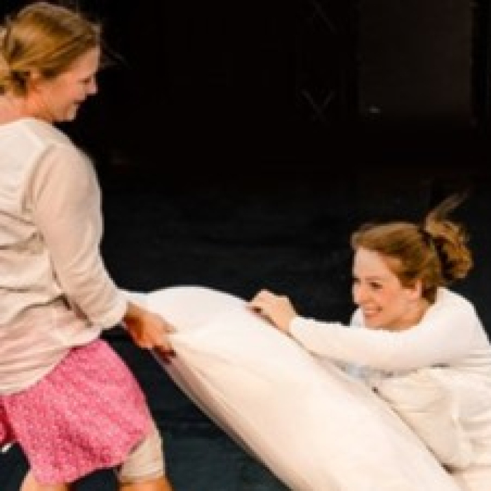 Spectacles Figurentheater Eigentlich & Sarah Wissner: Kissen - sonst | Eupener Puppenspiele