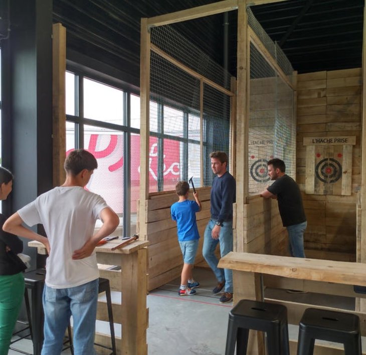 Loisirs Sortie famille: lancer haches prix mini