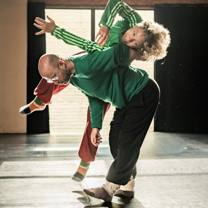 Spectacles Ariane Puhr (DE):  ImproPerformance into Contact Jam  | Scenar!o