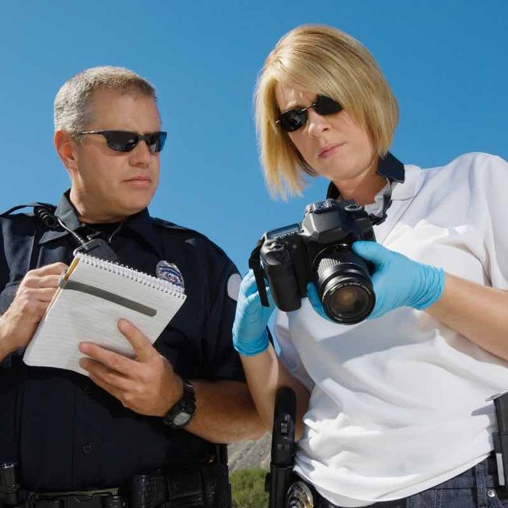 Conférences Sous l œil la police : photographie dans l enquête judiciaire