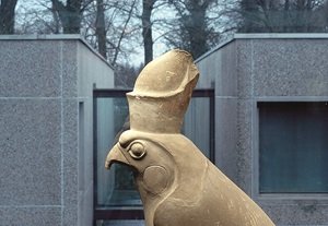 Conférences Colloque international vies multiples faucon d’Amenhotep ii