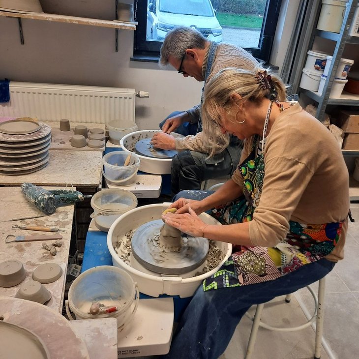 Stages,cours Stage  tournage la céramique tour