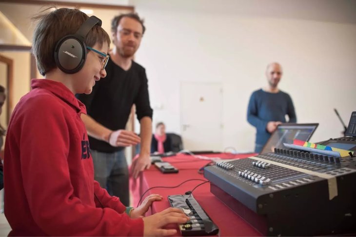 Stages,cours Ateliers d initiation l enregistrement composition musique acousmatique