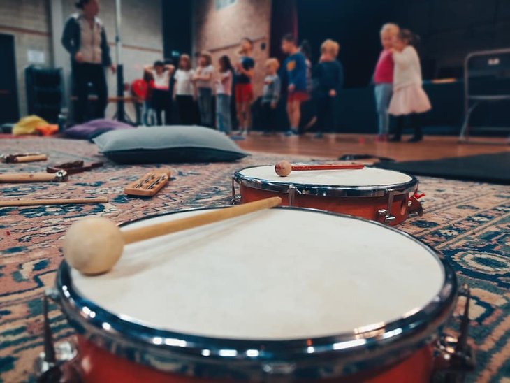 Stages,cours Stage Jeunesses Musicales / dans valise