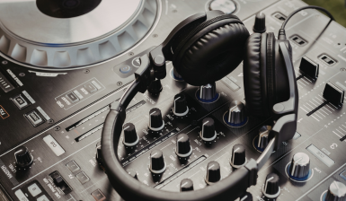 Soirées 4ème édition Blind test Fapart l Athénée Royal Thuin