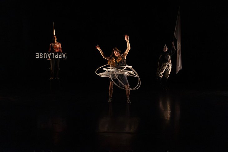 Spectacles Statu Quo