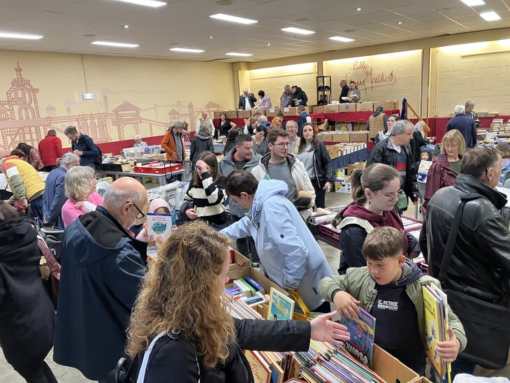 Loisirs 10 ème Bourse livres Bd’s