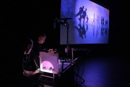 Spectacles Antichambre