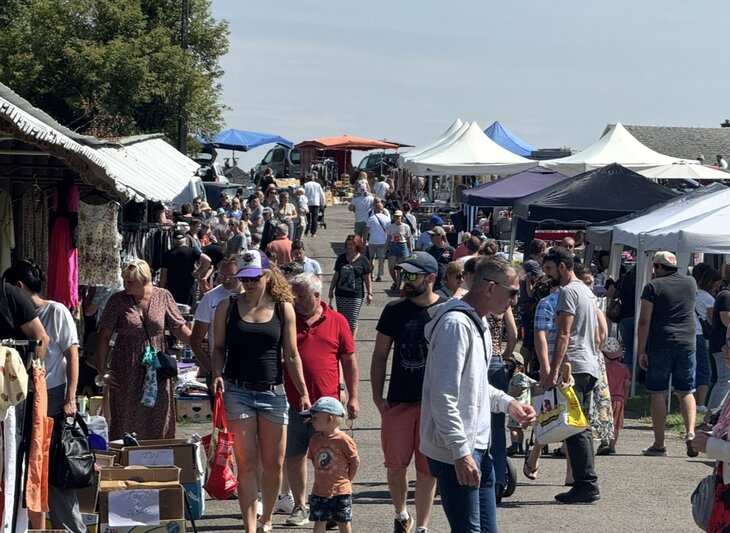  * Eghezee champ foire *