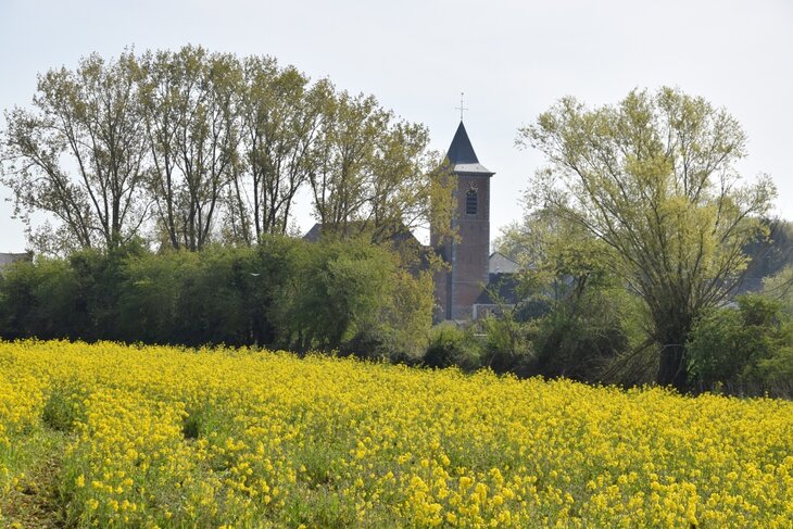 Stages,cours Neufvilles autrement : entre sentiers oubliés tradition Pilori